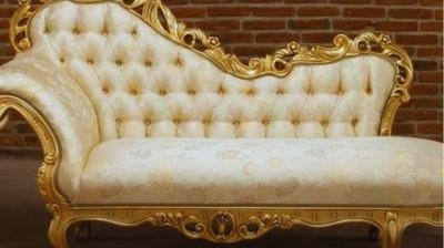 Design Features Of Burrow's Divan Couch